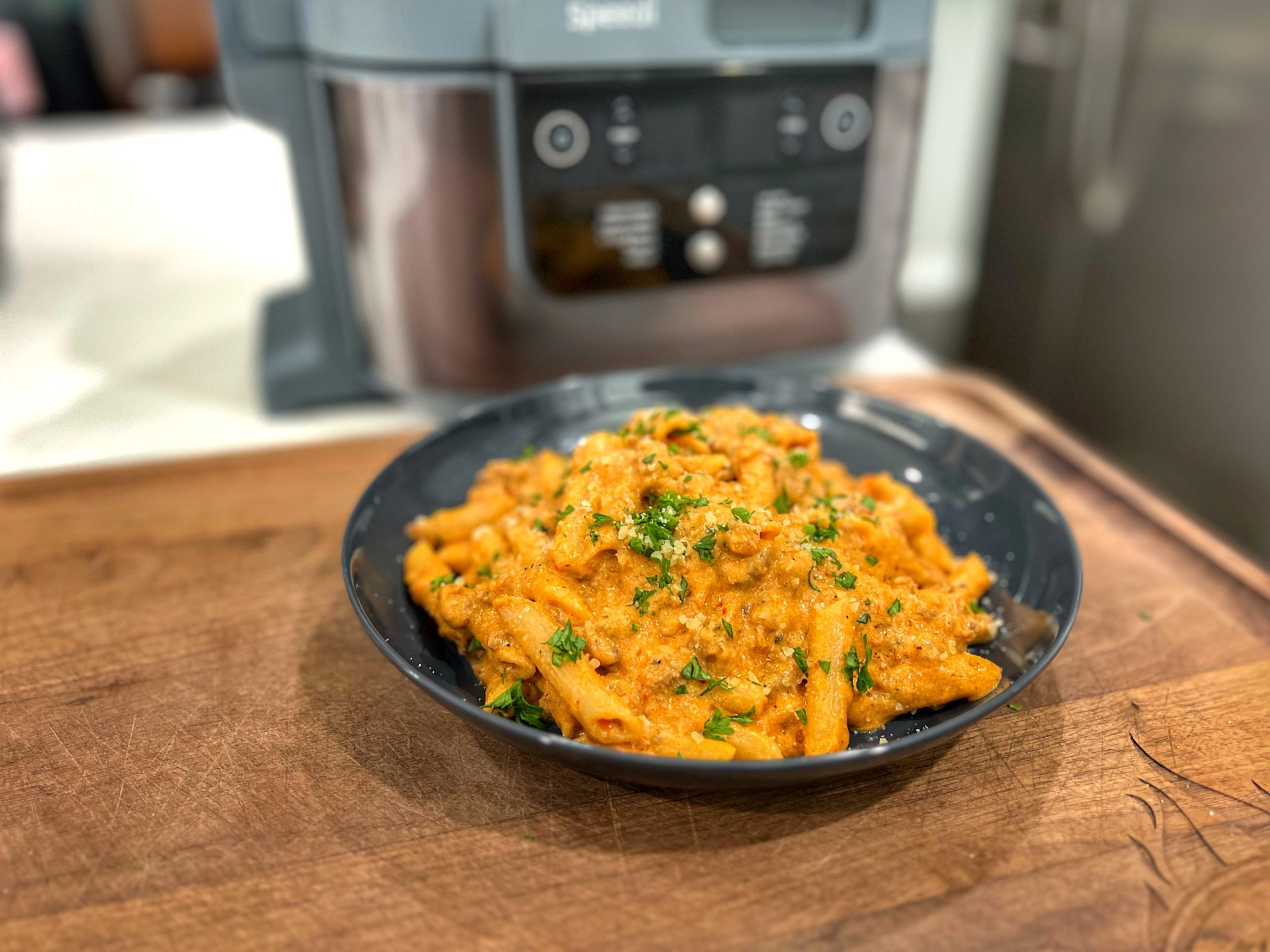 Creamy Italian Pasta! (Ninja Speedi 15 Minute Recipe!) – Cooking with CJ